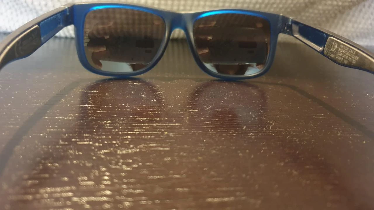 Óculos de Sol Pretos e com lentes espelhadas Azuis – photo 4